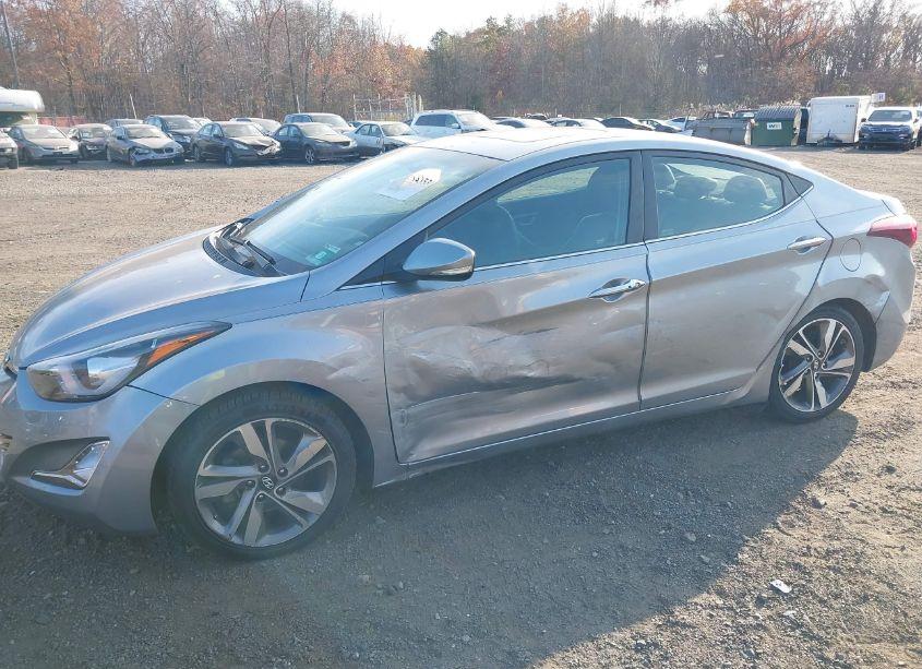 Photo 18 of 2015 Hyundai Elantra LIMITED (VIN 5NPDH4AE5FH557302)