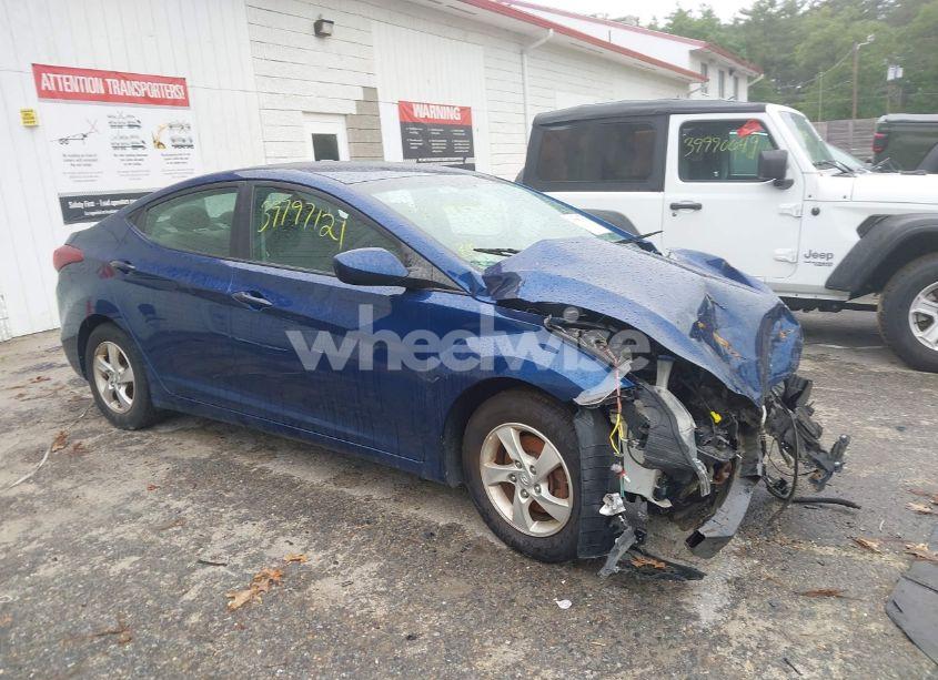 2015 Hyundai Elantra SE (VIN 5NPDH4AE5FH564170) main photo