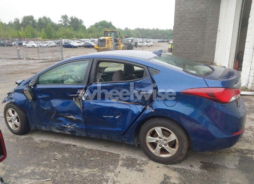 Photo 14 of 2015 Hyundai Elantra SE (VIN 5NPDH4AE5FH564170)