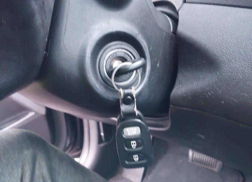 Photo 11 of 2015 Hyundai Elantra LIMITED (VIN 5NPDH4AE5FH569403)