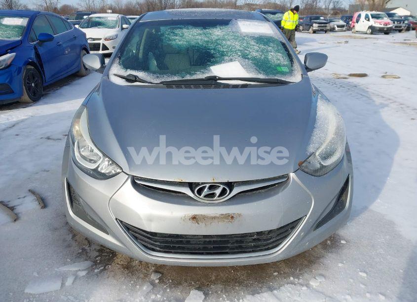 Photo 12 of 2015 Hyundai Elantra SE (VIN 5NPDH4AE5FH578165)