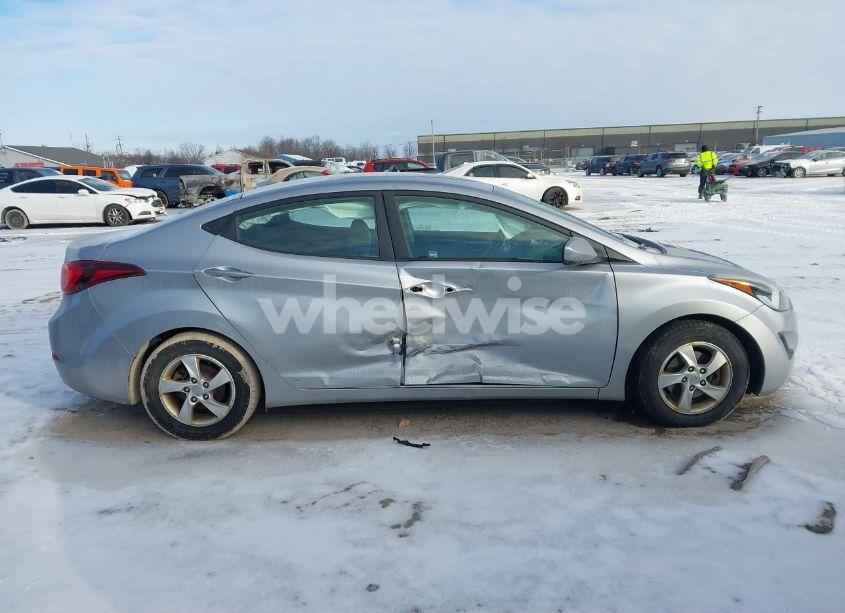 Photo 13 of 2015 Hyundai Elantra SE (VIN 5NPDH4AE5FH578165)