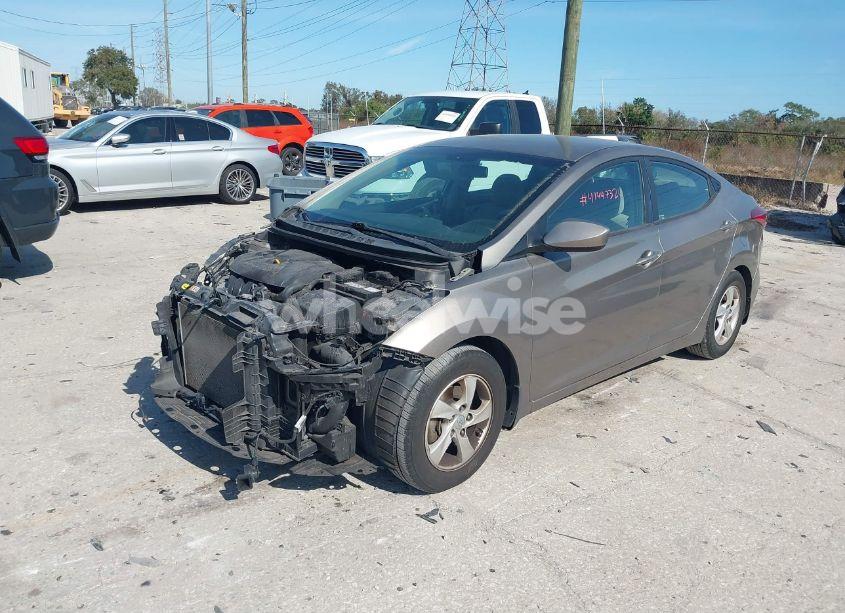 Photo 2 of 2015 Hyundai Elantra SE (VIN 5NPDH4AE5FH584791)