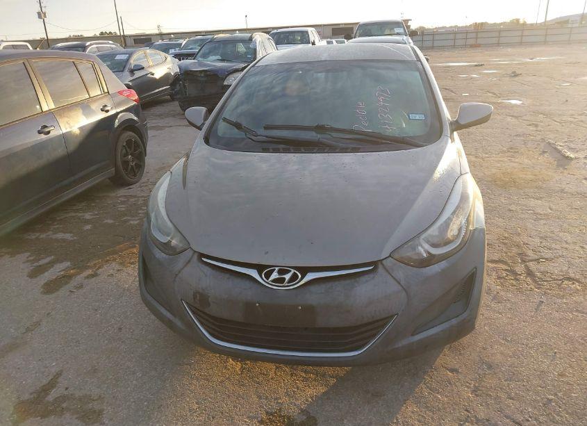 Photo 6 of 2015 Hyundai Elantra SE (VIN 5NPDH4AE5FH590574)