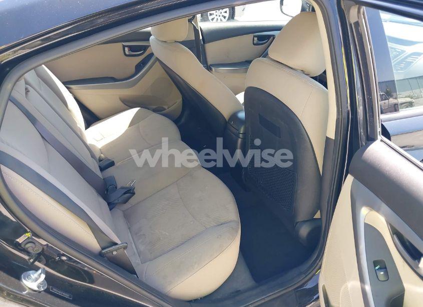 Photo 8 of 2015 Hyundai Elantra SE (VIN 5NPDH4AE5FH600097)