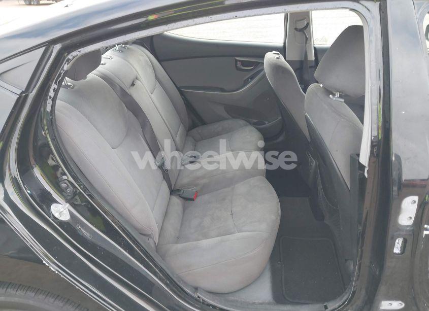 Photo 8 of 2015 Hyundai Elantra SE (VIN 5NPDH4AE5FH620513)