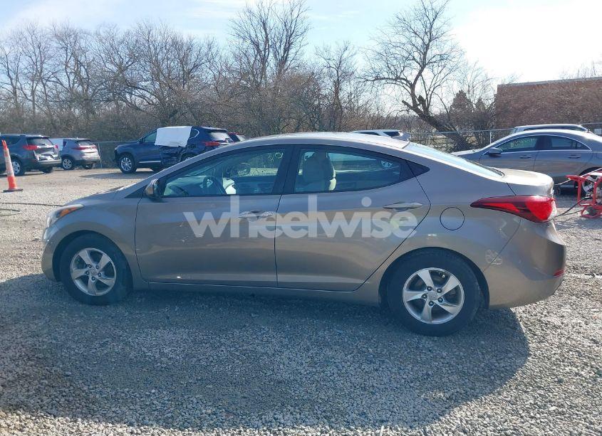 Photo 14 of 2015 Hyundai Elantra SE (VIN 5NPDH4AE5FH622097)