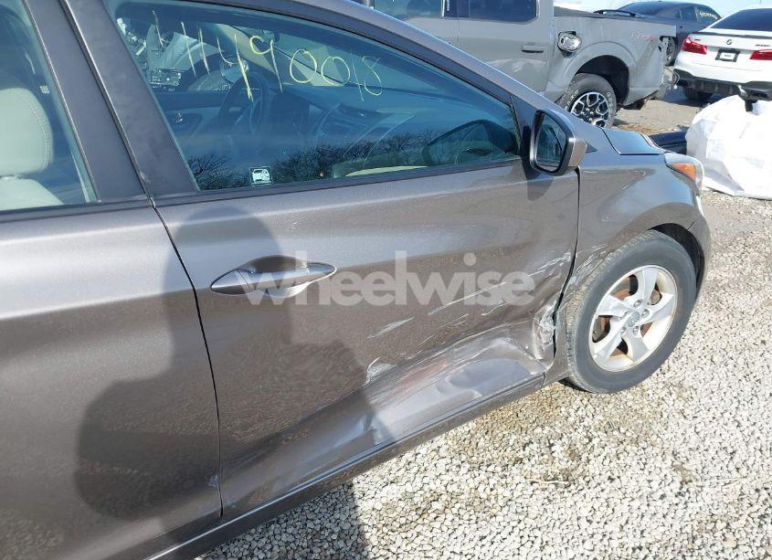 Photo 17 of 2015 Hyundai Elantra SE (VIN 5NPDH4AE5FH622097)