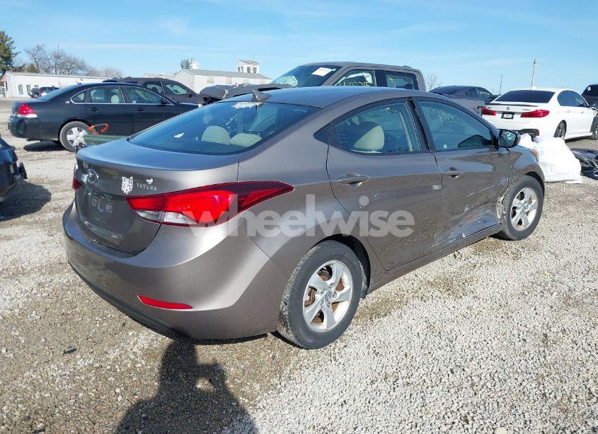 Photo 4 of 2015 Hyundai Elantra SE (VIN 5NPDH4AE5FH622097)