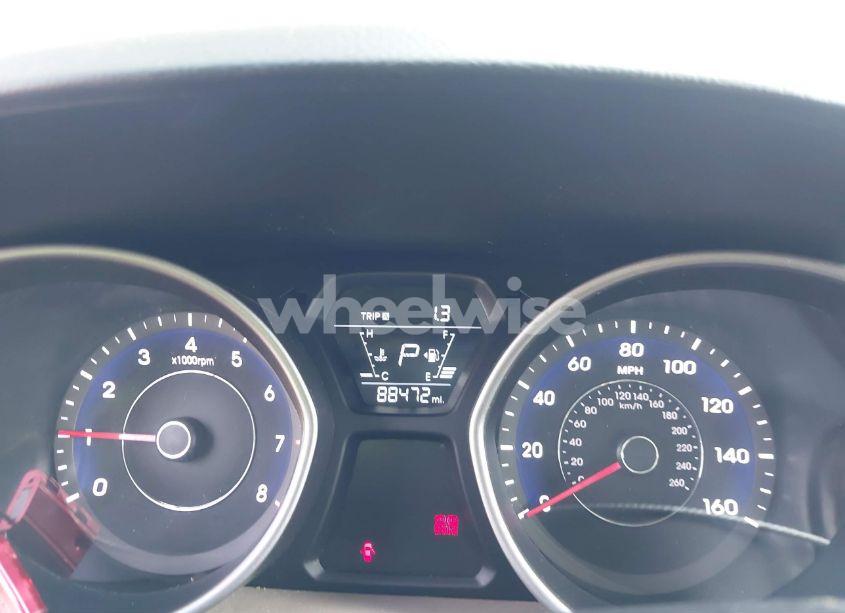 Photo 7 of 2015 Hyundai Elantra SE (VIN 5NPDH4AE5FH622097)