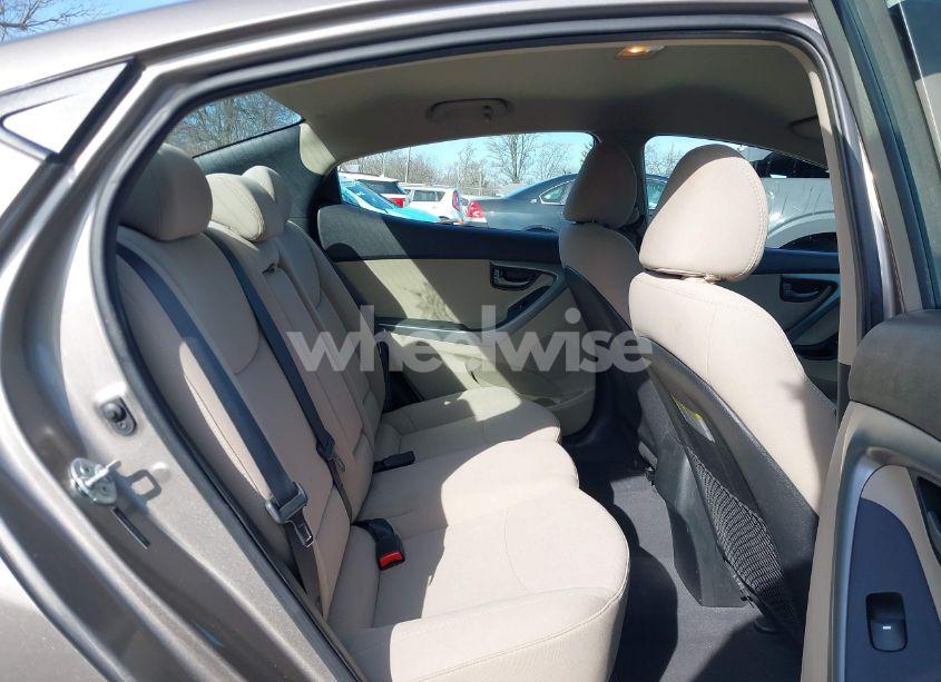 Photo 8 of 2015 Hyundai Elantra SE (VIN 5NPDH4AE5FH622097)