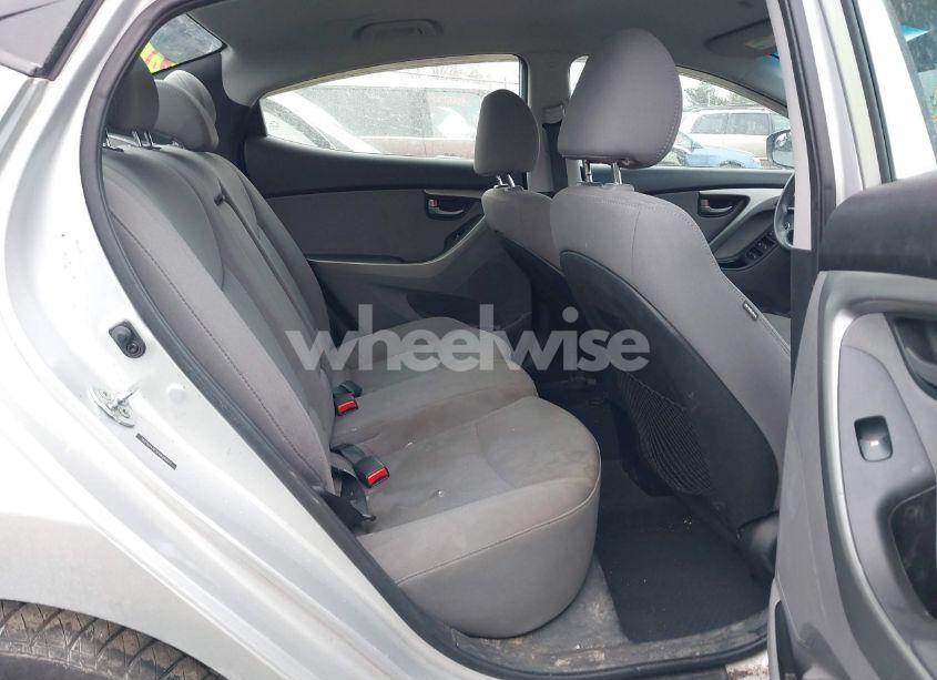 Photo 8 of 2015 Hyundai Elantra SE (VIN 5NPDH4AE5FH626957)