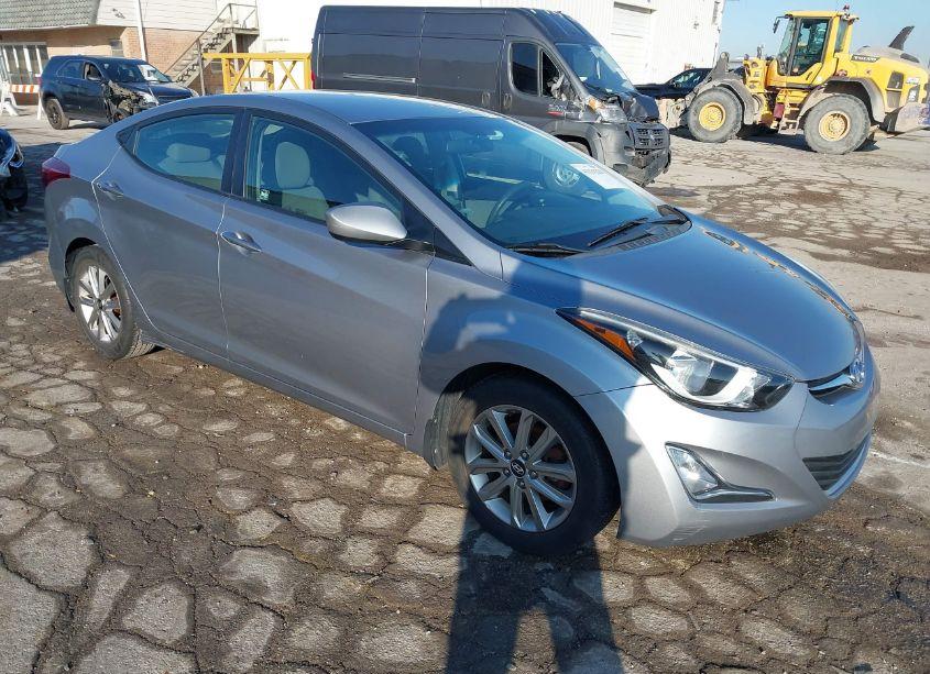 2015 Hyundai Elantra SE (VIN 5NPDH4AE5FH633567) main photo