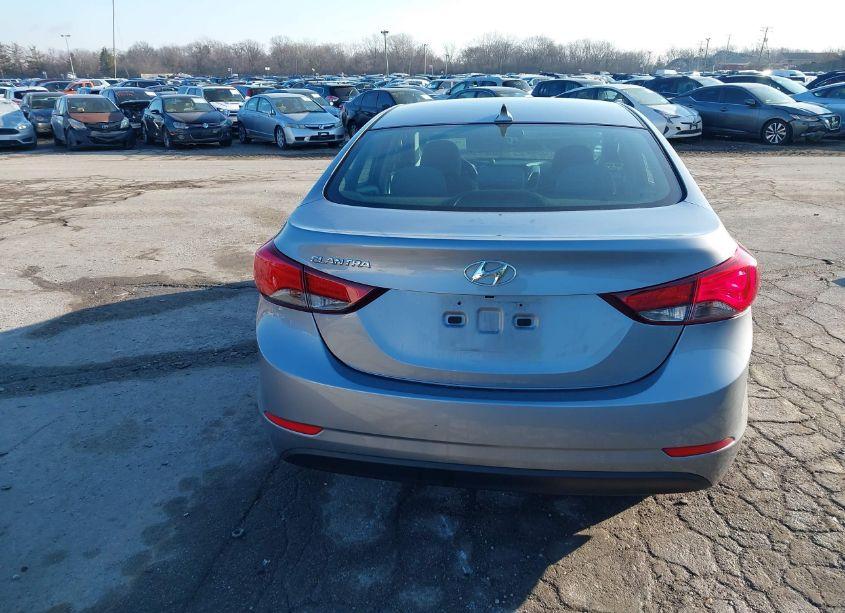 Photo 16 of 2015 Hyundai Elantra SE (VIN 5NPDH4AE5FH633567)