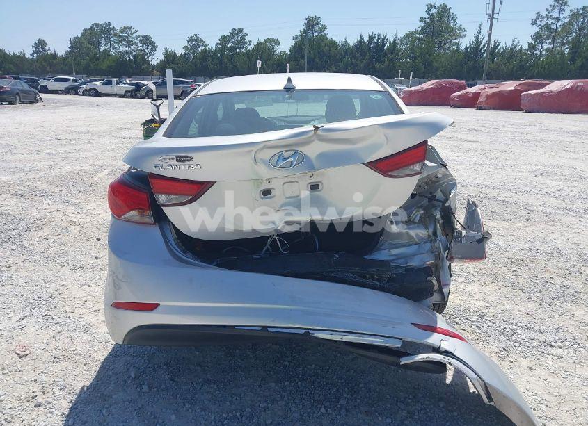 Photo 16 of 2015 Hyundai Elantra SE (VIN 5NPDH4AE5FH647808)