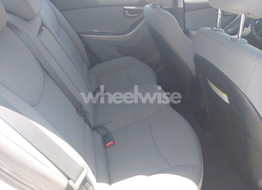 Photo 8 of 2015 Hyundai Elantra SE (VIN 5NPDH4AE5FH647808)