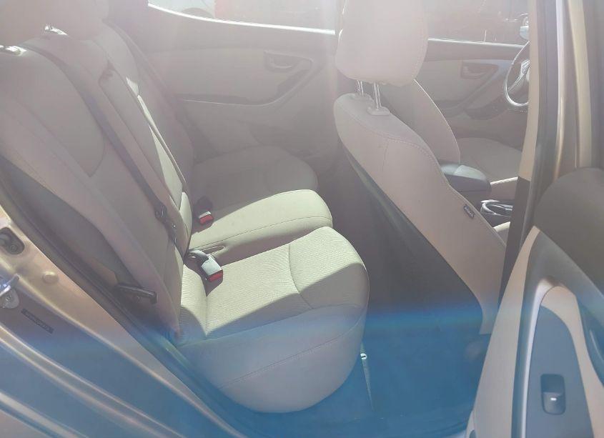 Photo 8 of 2016 Hyundai Elantra SE (VIN 5NPDH4AE5GH656736)