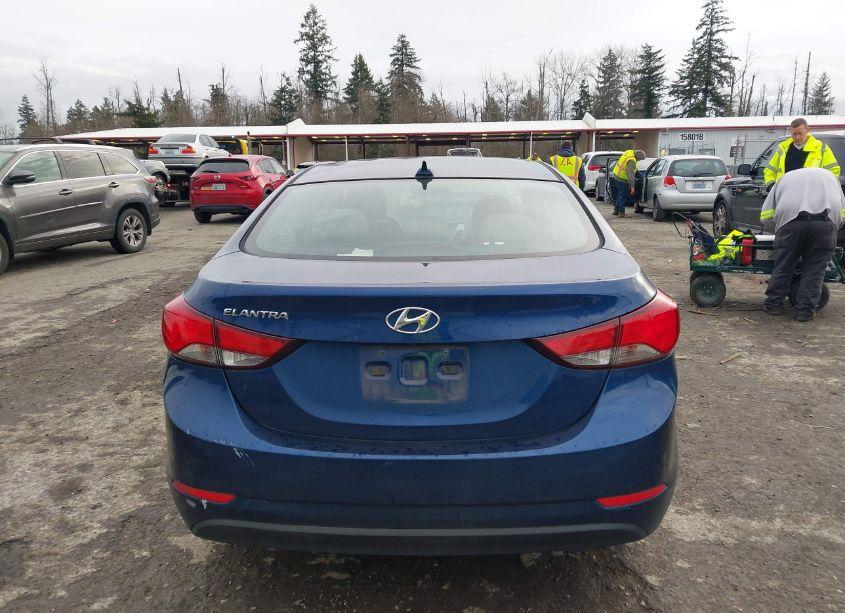 Photo 16 of 2016 Hyundai Elantra SE (VIN 5NPDH4AE5GH658924)