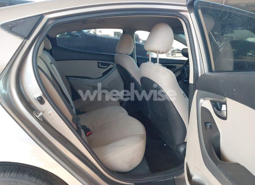 Photo 8 of 2016 Hyundai Elantra SE (VIN 5NPDH4AE5GH664237)