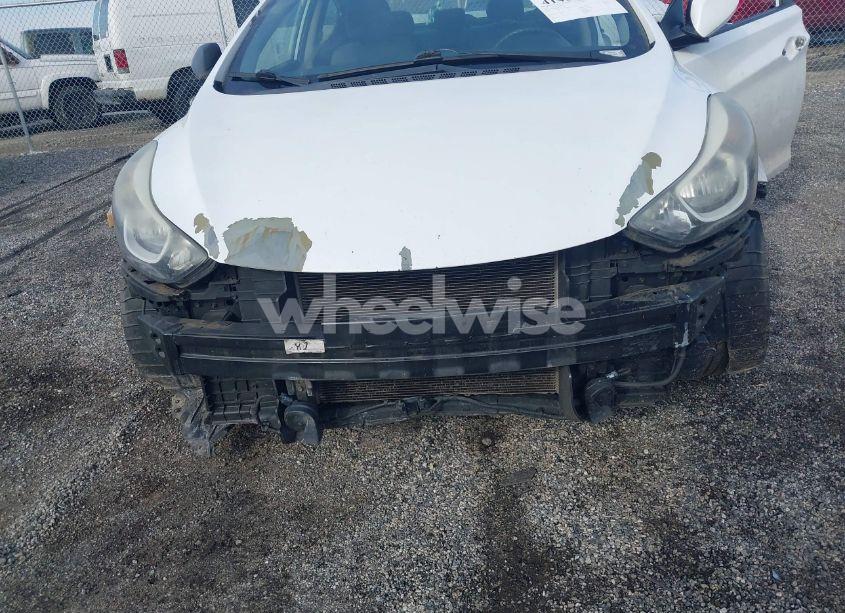 Photo 6 of 2016 Hyundai Elantra SE (VIN 5NPDH4AE5GH665792)