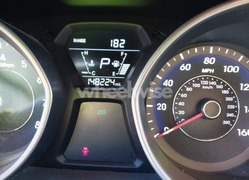 Photo 15 of 2016 Hyundai Elantra SE (VIN 5NPDH4AE5GH680440)