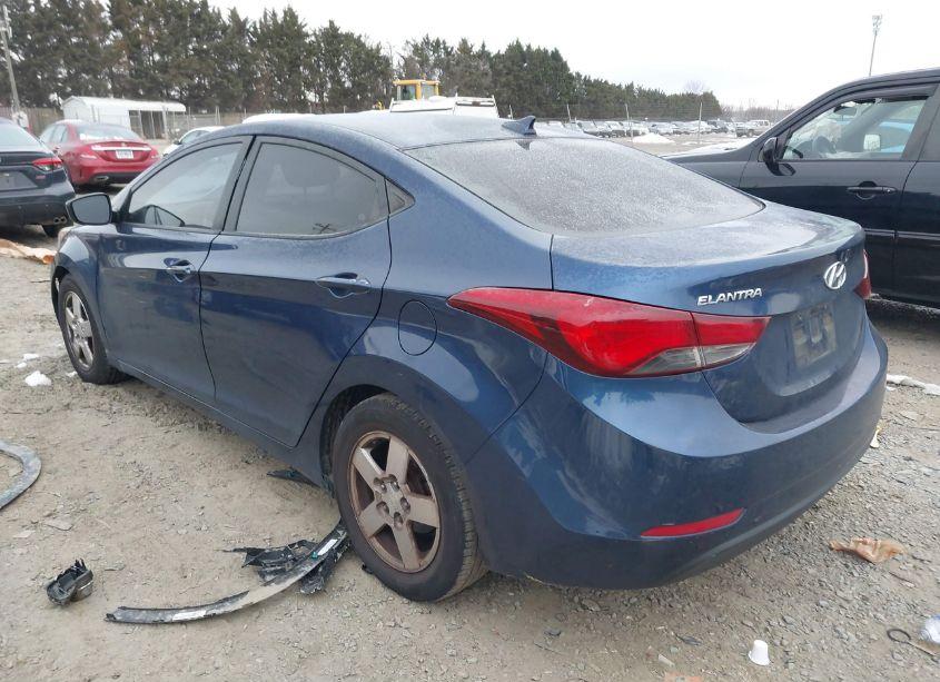 Photo 3 of 2016 Hyundai Elantra SE (VIN 5NPDH4AE5GH693592)