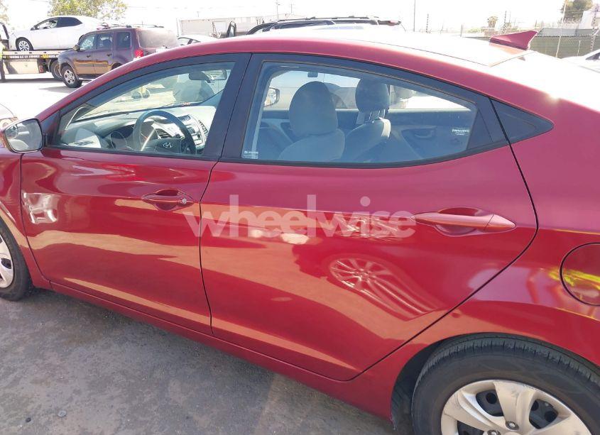 Photo 14 of 2016 Hyundai Elantra SE (VIN 5NPDH4AE5GH709421)