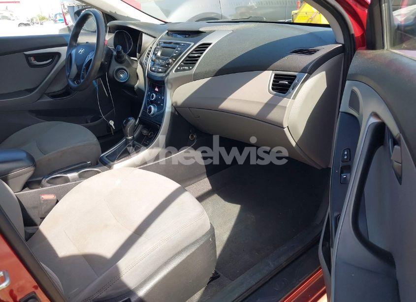 Photo 5 of 2016 Hyundai Elantra SE (VIN 5NPDH4AE5GH709421)