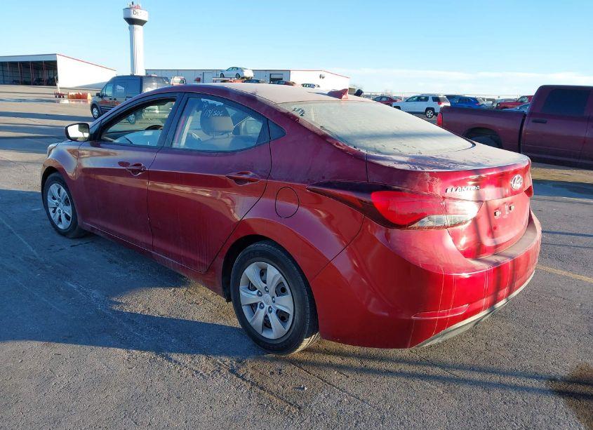 Photo 3 of 2016 Hyundai Elantra SE (VIN 5NPDH4AE5GH711959)