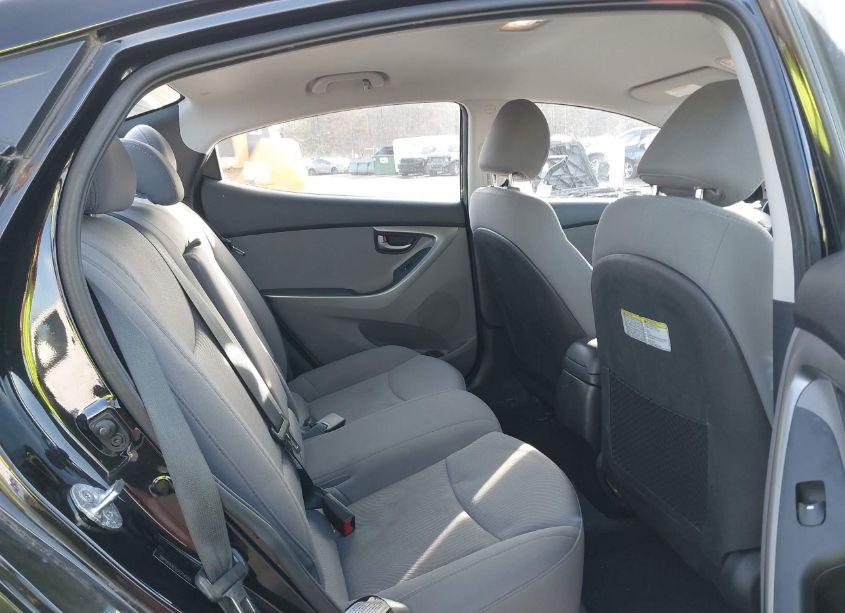 Photo 8 of 2016 Hyundai Elantra SE (VIN 5NPDH4AE5GH714599)