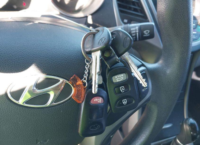 Photo 11 of 2016 Hyundai Elantra SE (VIN 5NPDH4AE5GH714747)