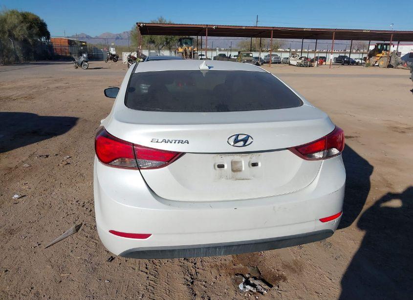 Photo 16 of 2016 Hyundai Elantra SE (VIN 5NPDH4AE5GH714747)