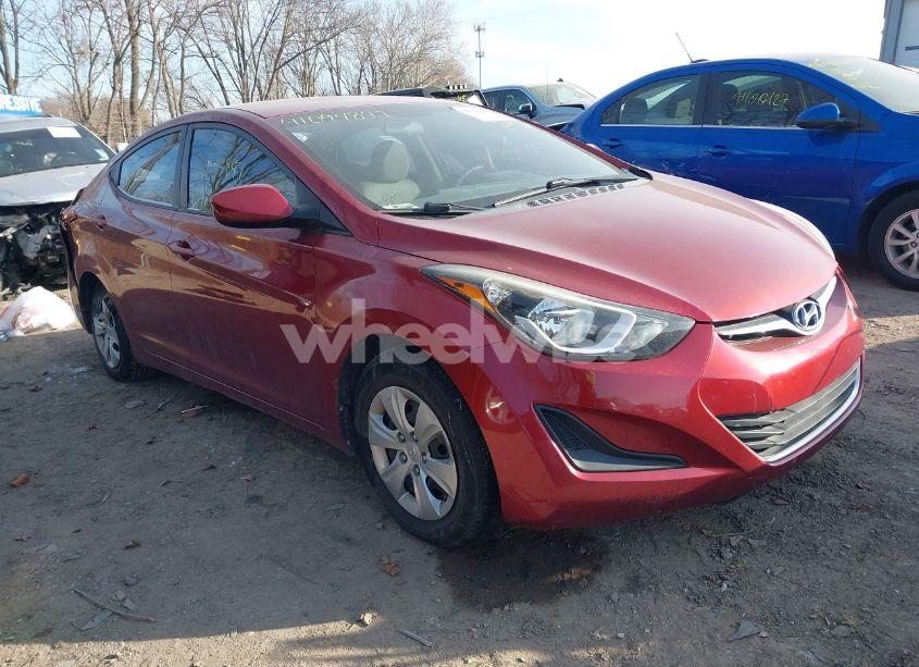 2016 Hyundai Elantra SE (VIN 5NPDH4AE5GH716806) main photo