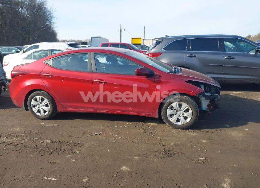 Photo 13 of 2016 Hyundai Elantra SE (VIN 5NPDH4AE5GH720502)