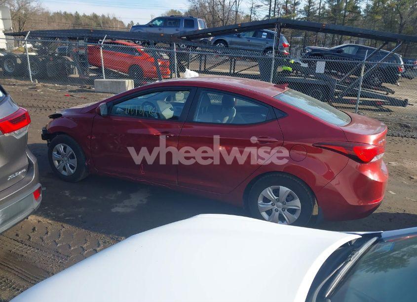 Photo 14 of 2016 Hyundai Elantra SE (VIN 5NPDH4AE5GH720502)