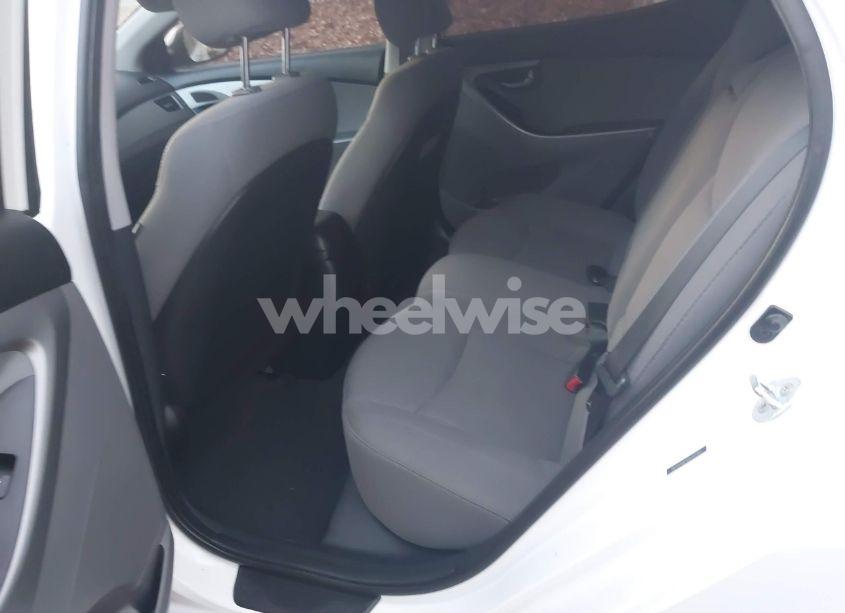 Photo 8 of 2016 Hyundai Elantra SE (VIN 5NPDH4AE5GH722301)