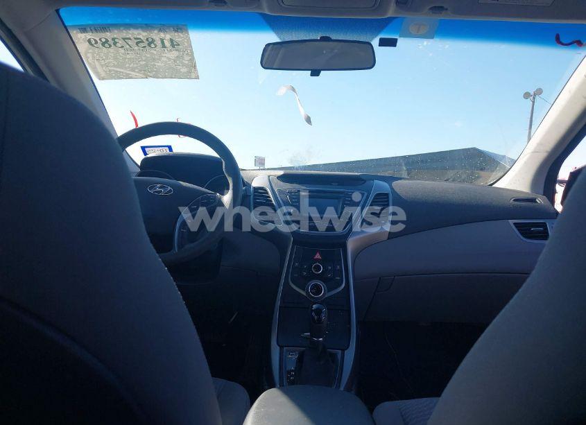 Photo 19 of 2016 Hyundai Elantra SE (VIN 5NPDH4AE5GH722590)