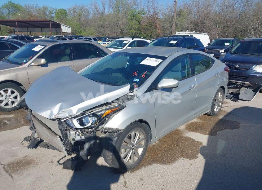 Photo 2 of 2016 Hyundai Elantra SE (VIN 5NPDH4AE5GH722590)