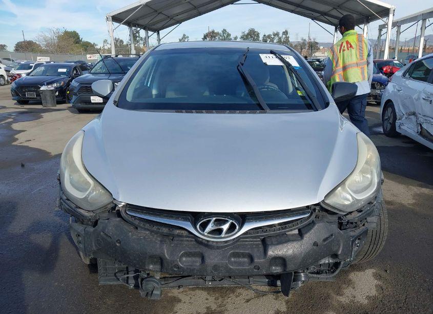 Photo 11 of 2016 Hyundai Elantra SE (VIN 5NPDH4AE5GH725781)