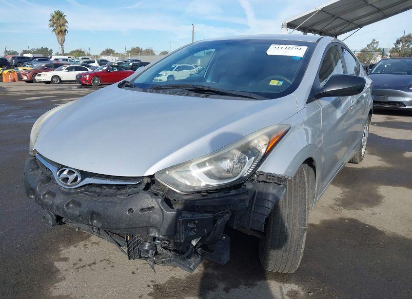 Photo 6 of 2016 Hyundai Elantra SE (VIN 5NPDH4AE5GH725781)