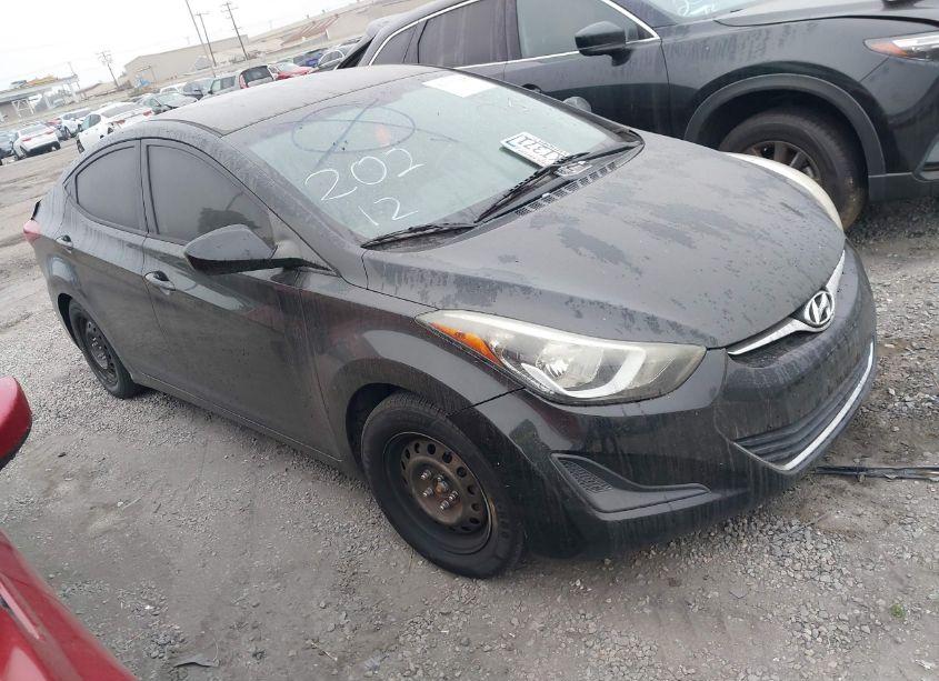 2016 Hyundai Elantra SE (VIN 5NPDH4AE5GH726025) main photo