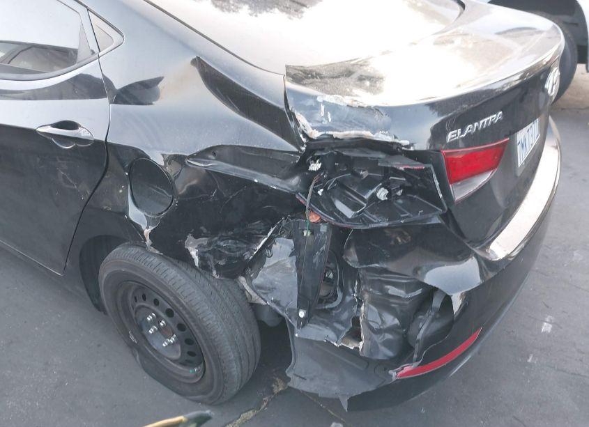 Photo 12 of 2016 Hyundai Elantra SE (VIN 5NPDH4AE5GH726025)
