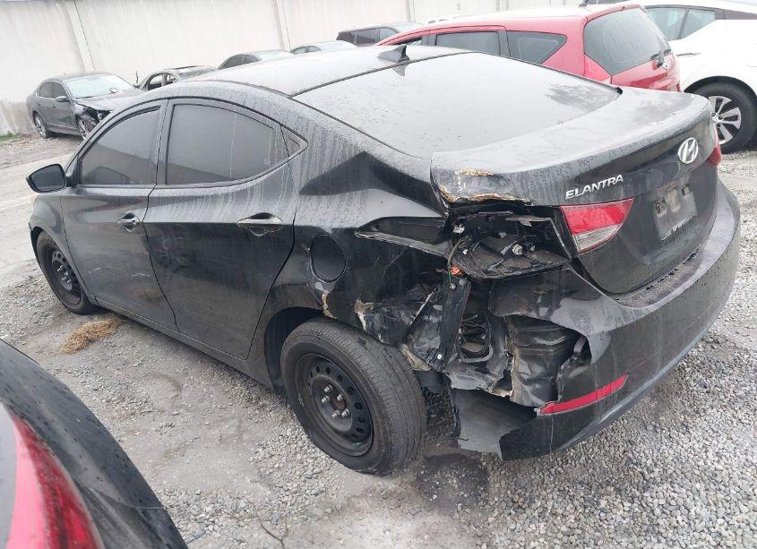 Photo 3 of 2016 Hyundai Elantra SE (VIN 5NPDH4AE5GH726025)