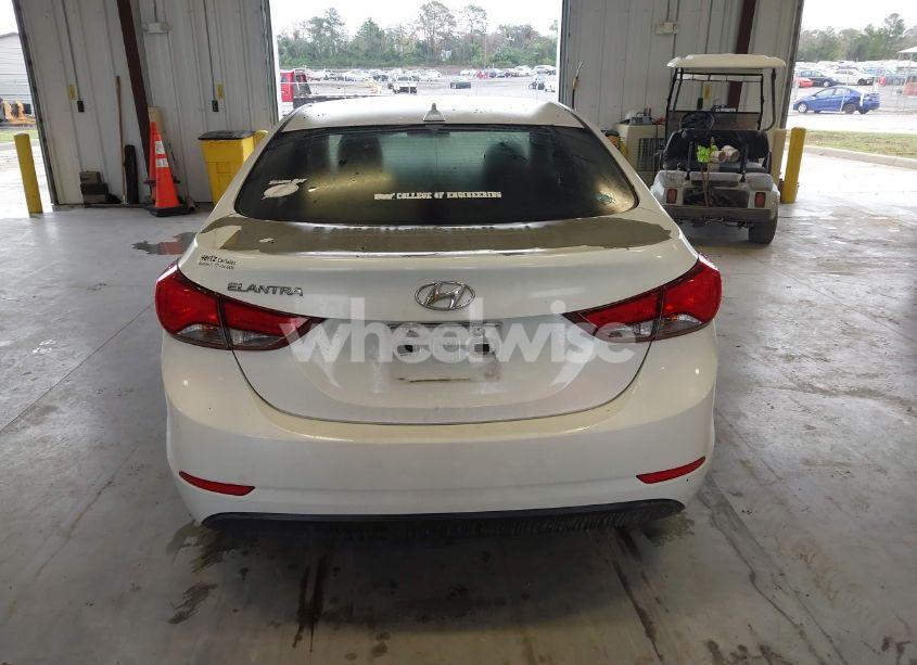 Photo 16 of 2016 Hyundai Elantra SE (VIN 5NPDH4AE5GH729037)