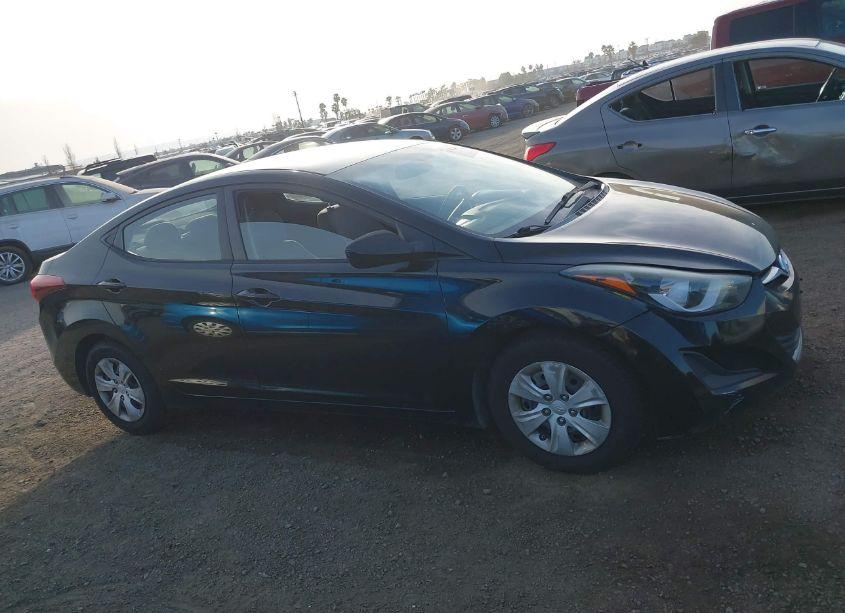Photo 13 of 2016 Hyundai Elantra SE (VIN 5NPDH4AE5GH730317)