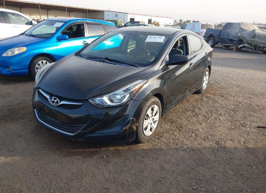 Photo 2 of 2016 Hyundai Elantra SE (VIN 5NPDH4AE5GH730317)