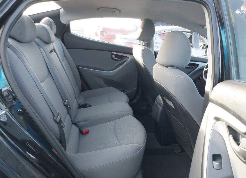 Photo 8 of 2016 Hyundai Elantra SE (VIN 5NPDH4AE5GH730317)