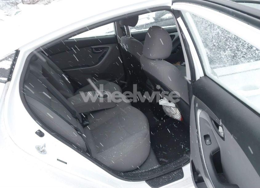 Photo 8 of 2016 Hyundai Elantra SE (VIN 5NPDH4AE5GH734027)