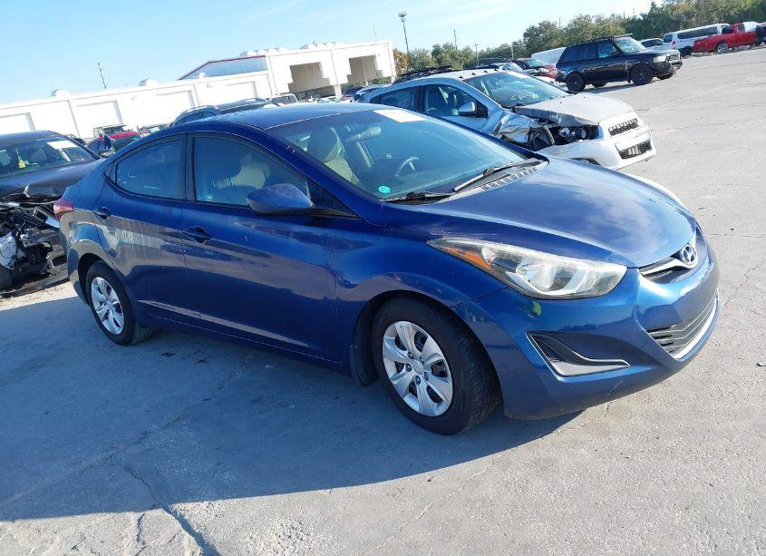 Photo 13 of 2016 Hyundai Elantra SE (VIN 5NPDH4AE5GH747960)
