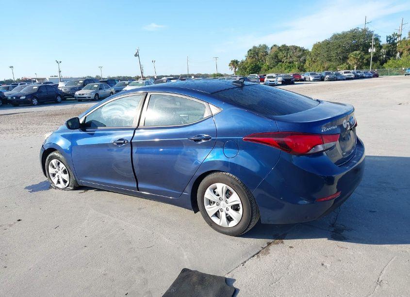 Photo 14 of 2016 Hyundai Elantra SE (VIN 5NPDH4AE5GH747960)